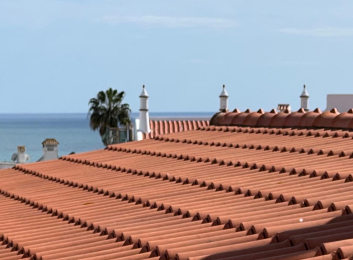 Appartamento Olhos Do Mar 209 Grande Terraco Vista Mar Olhos de Agua  Esterno foto